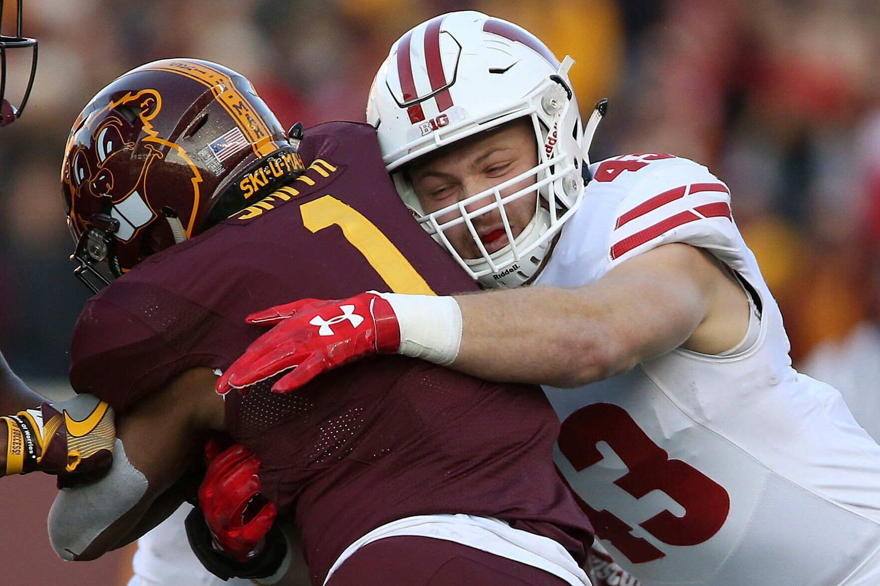Wisconsin Minnesota Football